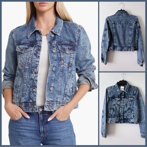NWT Free People We The Free Rumors Denim Jacket Size XS in Acid Wash Blue